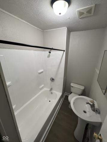 2722 N Olney Street Indianapolis IN 46218