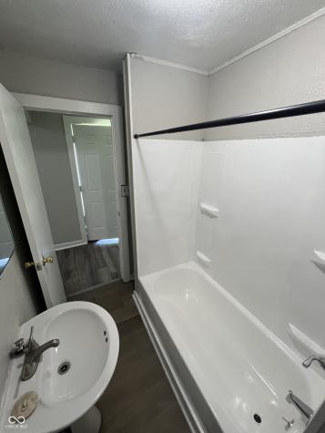 2722 N Olney Street Indianapolis IN 46218