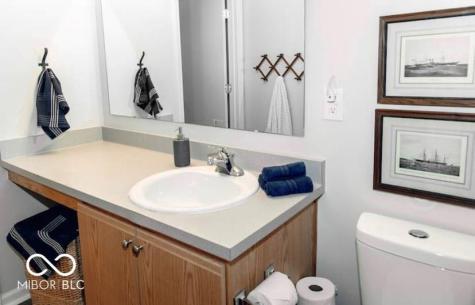 459 Vernon Place Westfield IN 46074