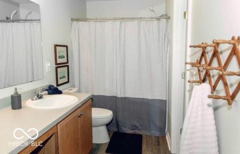459 Vernon Place Westfield IN 46074