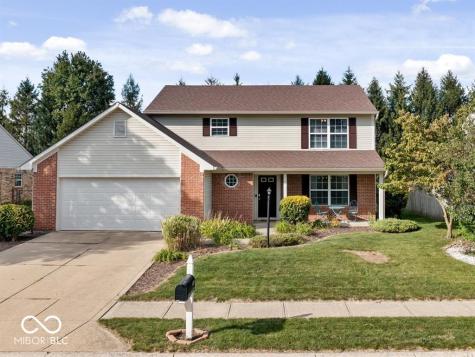 404 E Pine Ridge Drive Westfield IN 46074