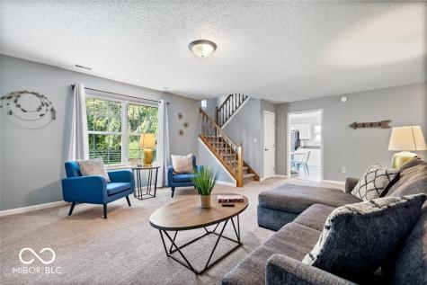 404 E Pine Ridge Drive Westfield IN 46074