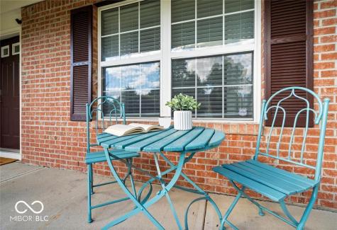 404 E Pine Ridge Drive Westfield IN 46074