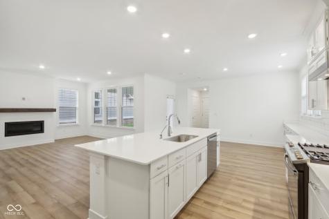 1718 Windrush Place Westfield IN 46074