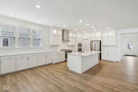 1718 Windrush Place Westfield IN 46074