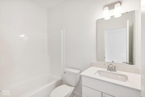 1718 Windrush Place Westfield IN 46074