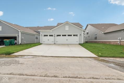 1718 Windrush Place Westfield IN 46074