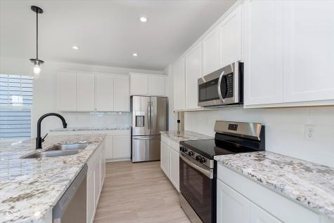 15905 Tharp Woods Drive Fishers IN 46037