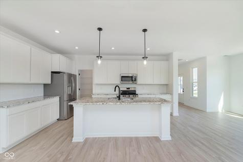 15905 Tharp Woods Drive Fishers IN 46037