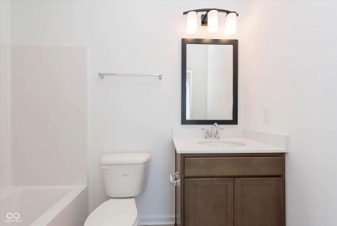 15905 Tharp Woods Drive Fishers IN 46037