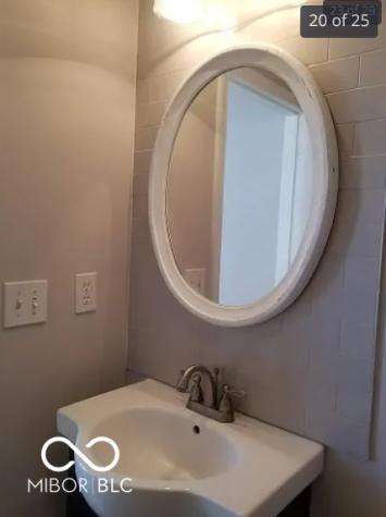 4233 Carson Lane Indianapolis IN 46227