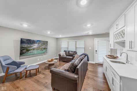8244 Bostic Drive Fishers IN 46038