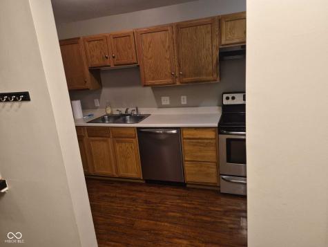 246 Legends Creek Way Indianapolis IN 46229
