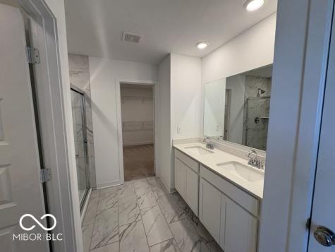7384 Cambridge Place Avon IN 46123