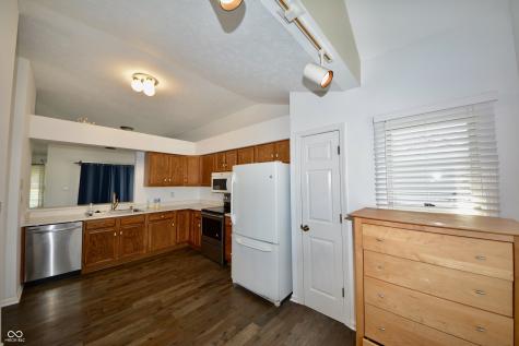 7749 Chesapeake Drive E Indianapolis IN 46236