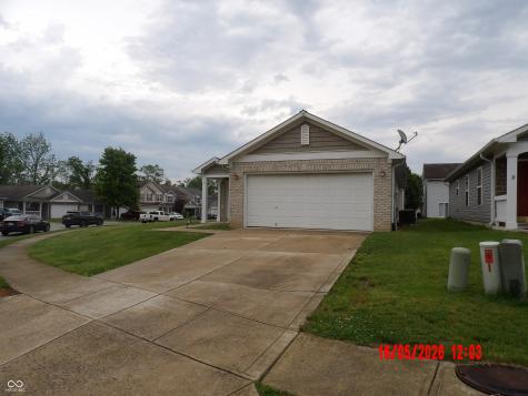 539 Sun Ridge Boulevard Avon IN 46123