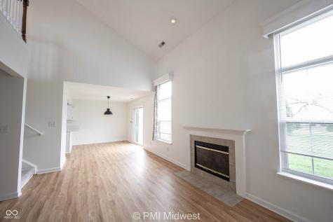 3822 Limelight Lane Whitestown IN 46075