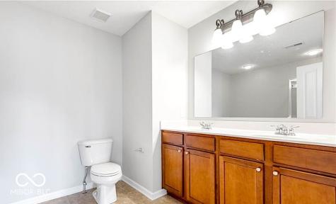 9008 Rider Drive Fishers IN 46038