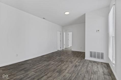 2 Van Ave Apt B Shelbyville IN 46176