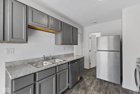 2 Van Ave Apt B Shelbyville IN 46176