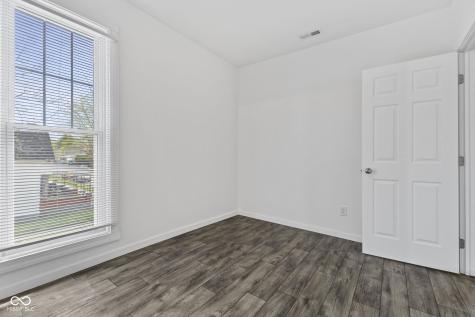 2 Van Ave Apt B Shelbyville IN 46176
