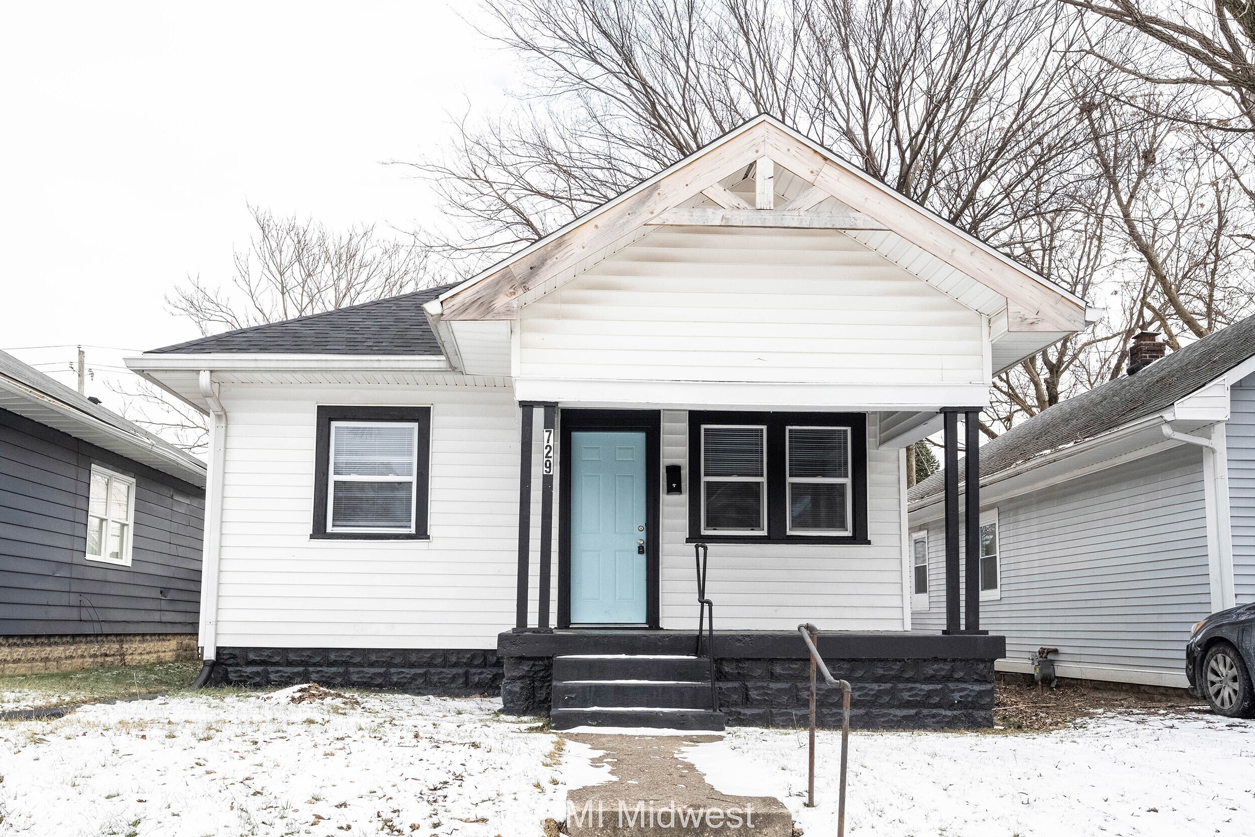 729 N Bosart Avenue Indianapolis IN 46201
