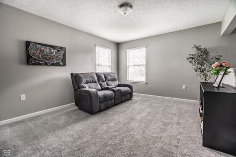 9660 Overcrest Drive Fishers IN 46037