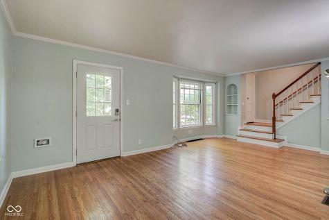 5043 Boulevard Place Indianapolis IN 46208