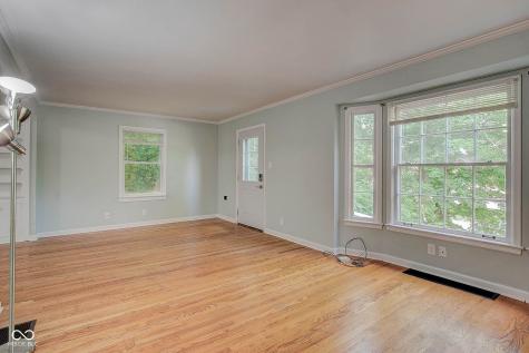 5043 Boulevard Place Indianapolis IN 46208