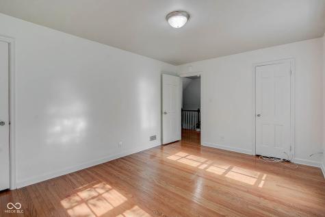 5043 Boulevard Place Indianapolis IN 46208