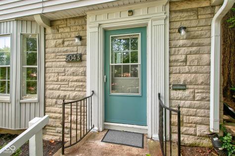 5043 Boulevard Place Indianapolis IN 46208