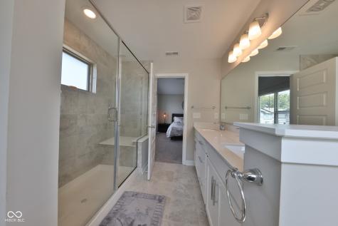 13496 Erlen Drive Fishers IN 46037