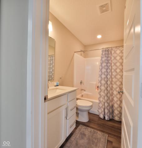 13496 Erlen Drive Fishers IN 46037