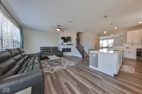 13496 Erlen Drive Fishers IN 46037