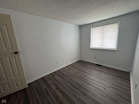 5739 Ensenada Avenue Indianapolis IN 46237