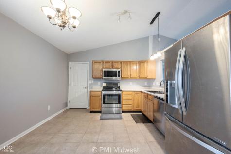 7912 Bitternut Drive Indianapolis IN 46236
