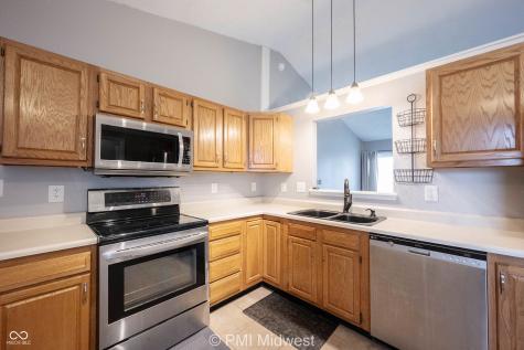 7912 Bitternut Drive Indianapolis IN 46236