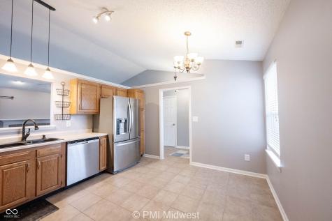 7912 Bitternut Drive Indianapolis IN 46236