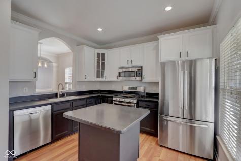 1242 Pawtucket Drive Westfield IN 46074