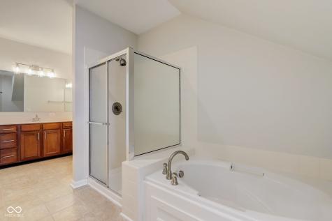 1242 Pawtucket Drive Westfield IN 46074