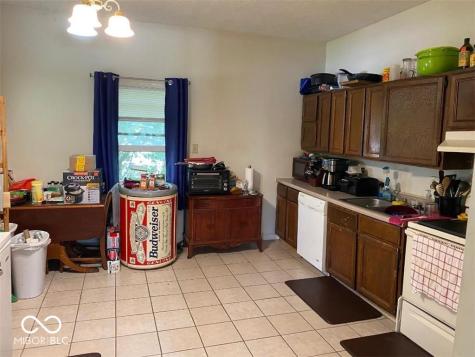 741 N Rangeline Road Carmel IN 46032