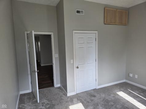 1430 Chestnut Street Columbus IN 47201