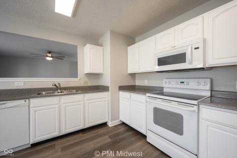 859 Runnymede Drive Greenfield IN 46140