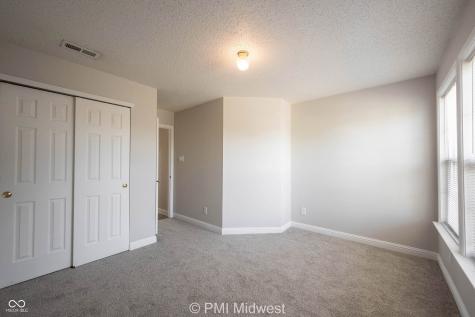 859 Runnymede Drive Greenfield IN 46140