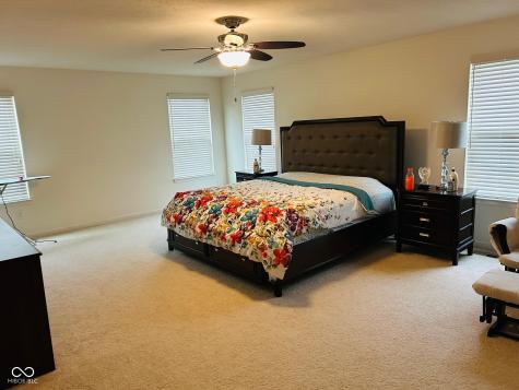 11939 Eaglerun Way Zionsville IN 46077