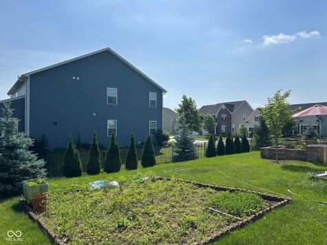 11939 Eaglerun Way Zionsville IN 46077