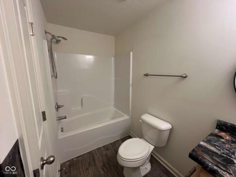 10905 Penwell Way Indianapolis IN 46235
