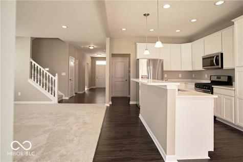 8709 Rowling Way Indianapolis IN 46239