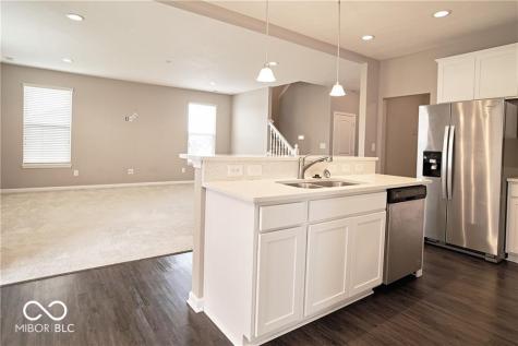 8709 Rowling Way Indianapolis IN 46239