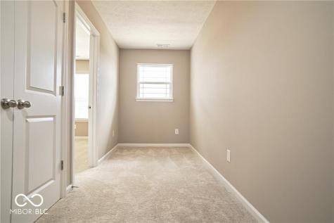 8709 Rowling Way Indianapolis IN 46239